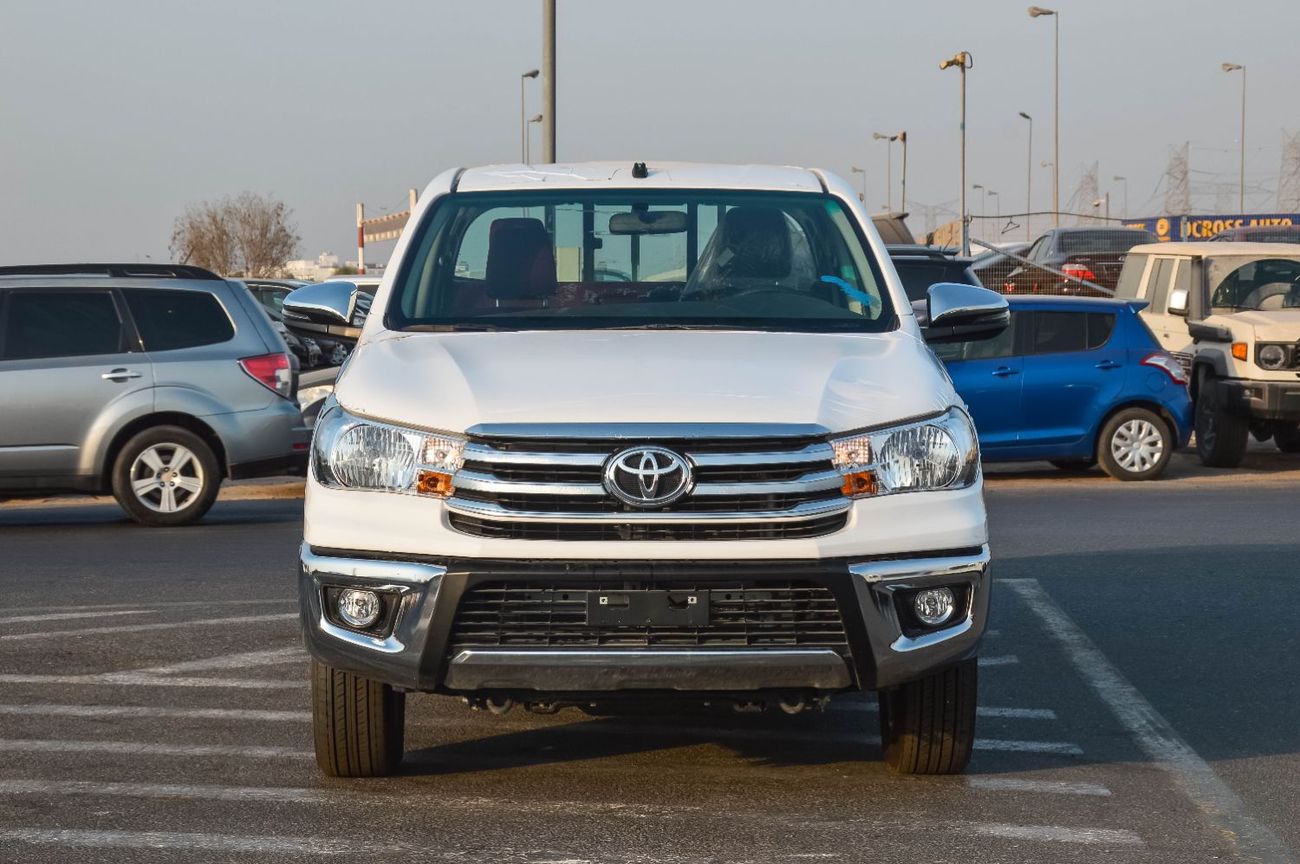Toyota Hilux TOYOTA HILUX 2.7L RWD PETROL PICKUP 2025