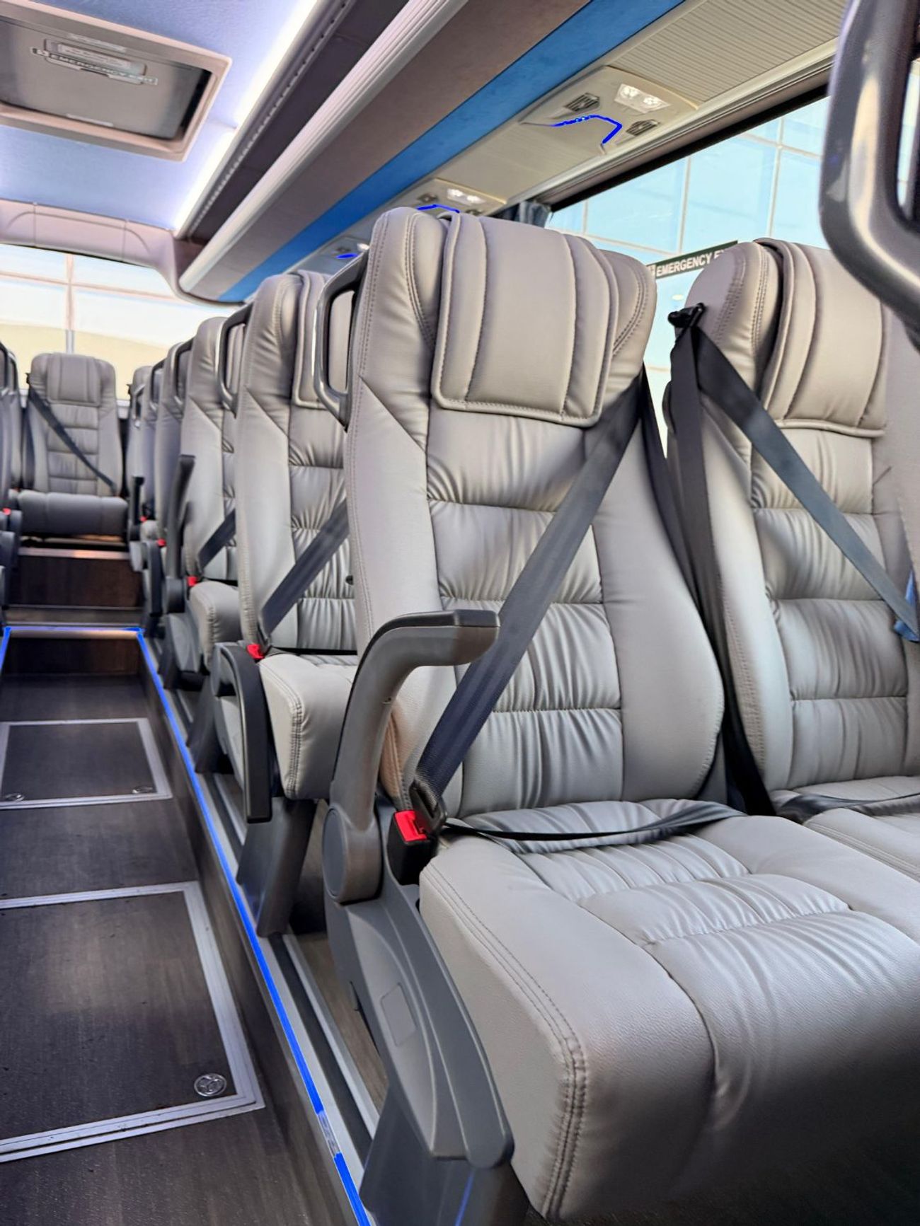 مرسيدس بنز MCV 600 12L DIESEL 49 SEATS PREMIUM INTERCITY