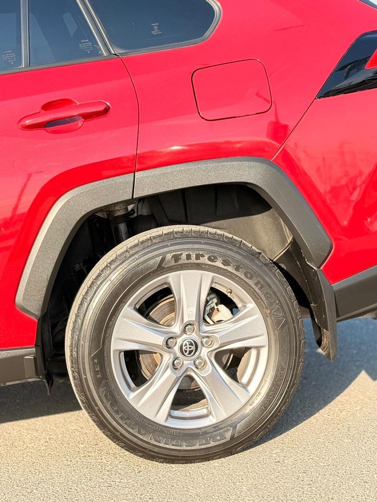 Toyota RAV4 XLE 2.5L Full option