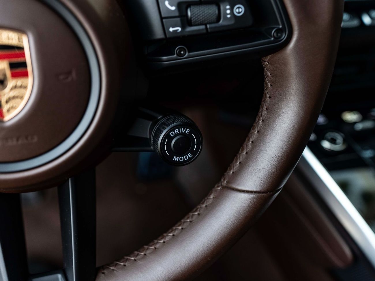 Porsche 911 Carrera 3.0L (444 HP) Coupe