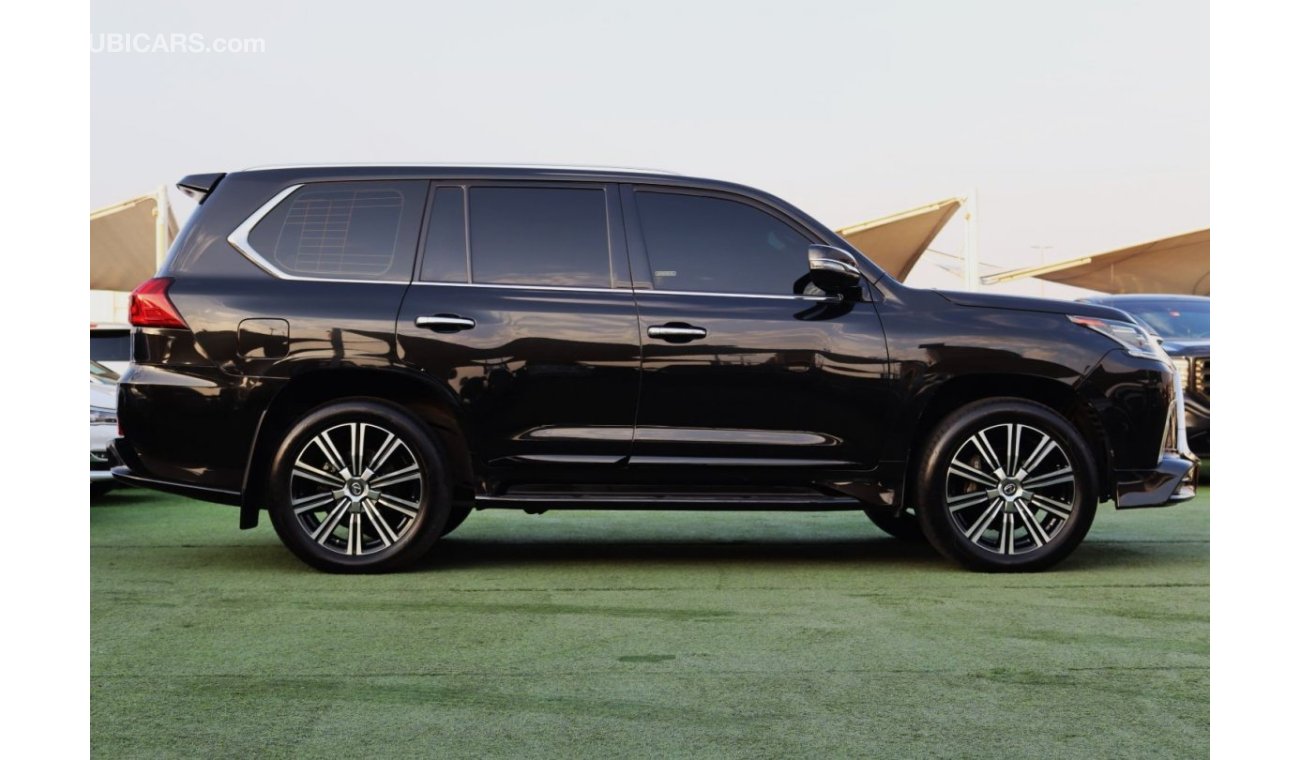 Lexus LX570 Signature