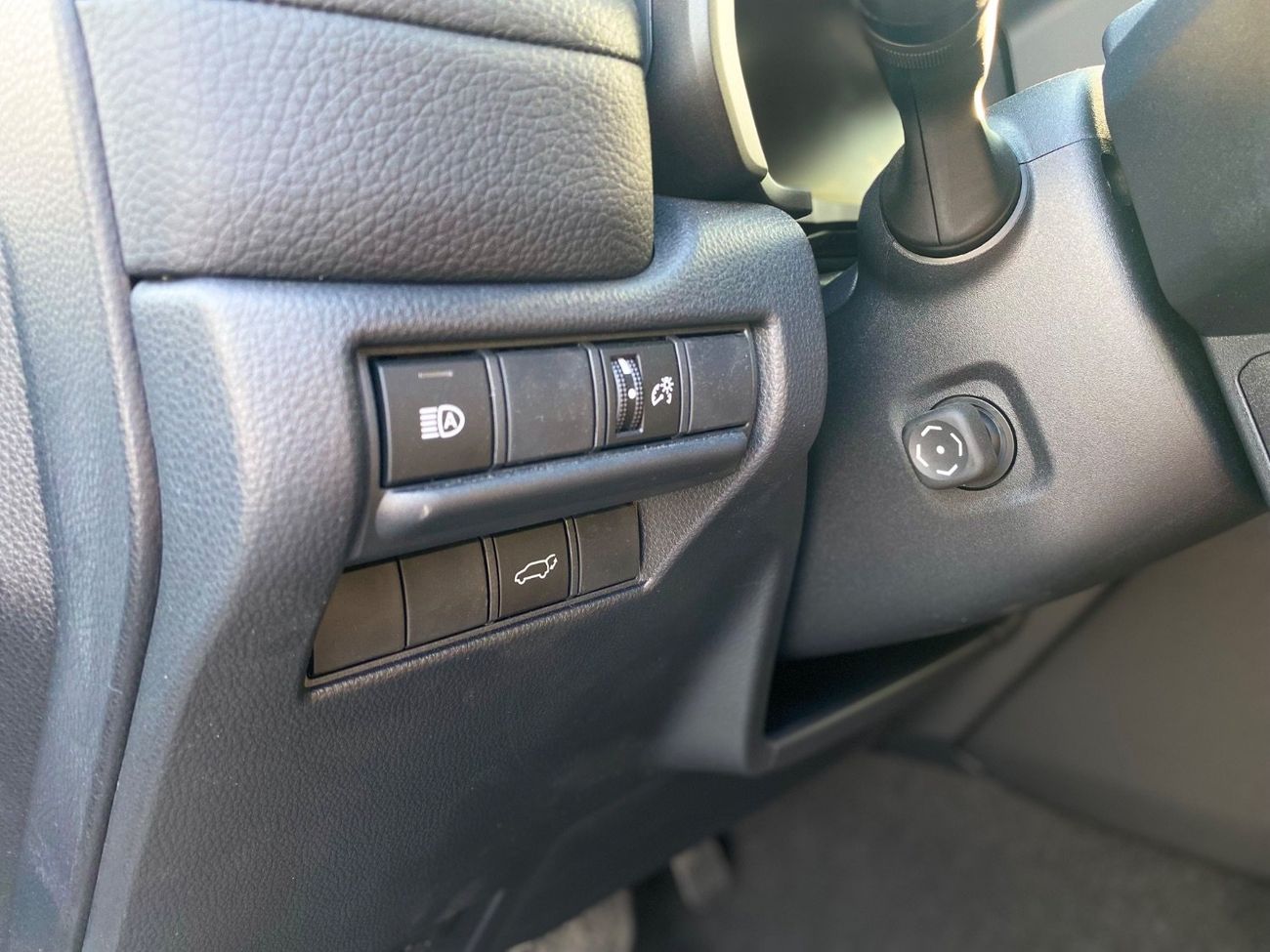 تويوتا برادو Adventure Dual Tone 2.4T