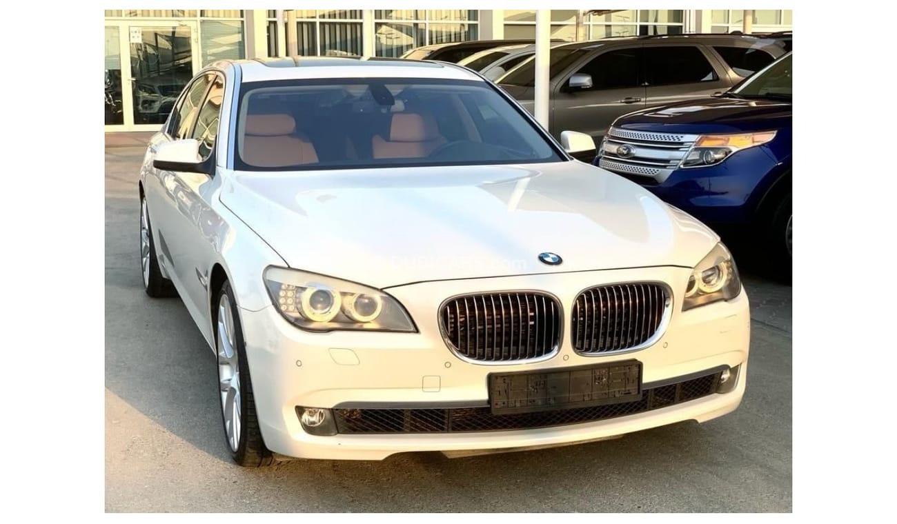 بي أم دبليو 750Li اكسكلوسيف