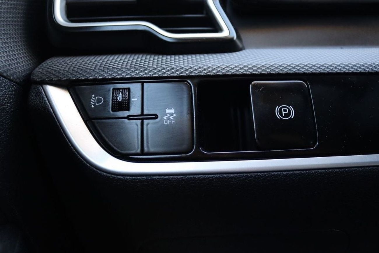 كيا سبورتيج EX 1.6L