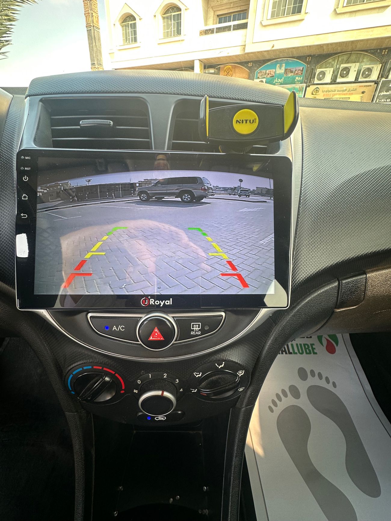 Hyundai Accent Base 1.4L (100 HP)