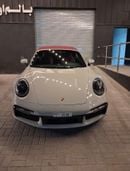بورش 911 Turbo S 3.8L (640 HP) Convertible