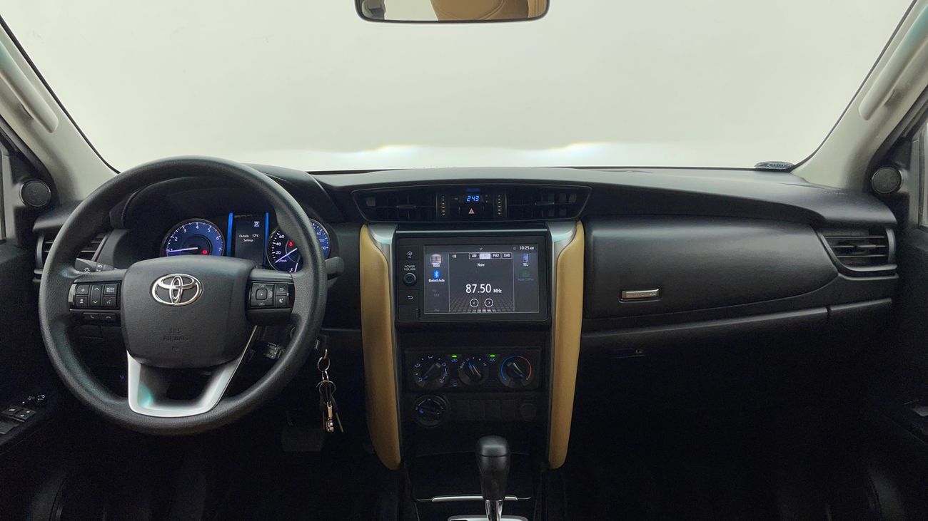 تويوتا فورتونر EXR 2.7 | بدون دفعة مقدمة | اختبار القيادة في المنزل