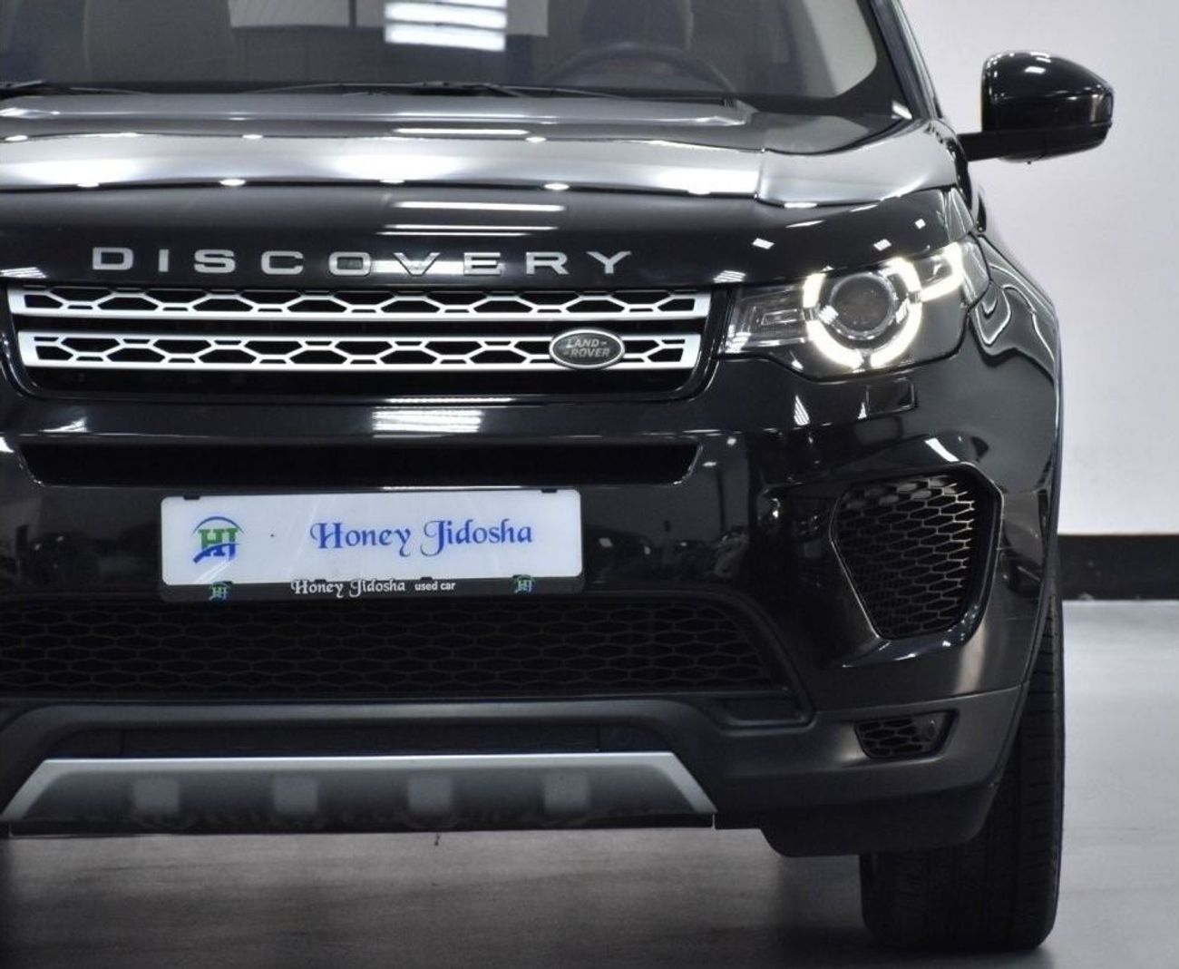 Land Rover Discovery Sport EXCELLENT DEAL for our Land Rover Discovery Sport HSE ( 2018 Model ) in Black Color GCC Specs