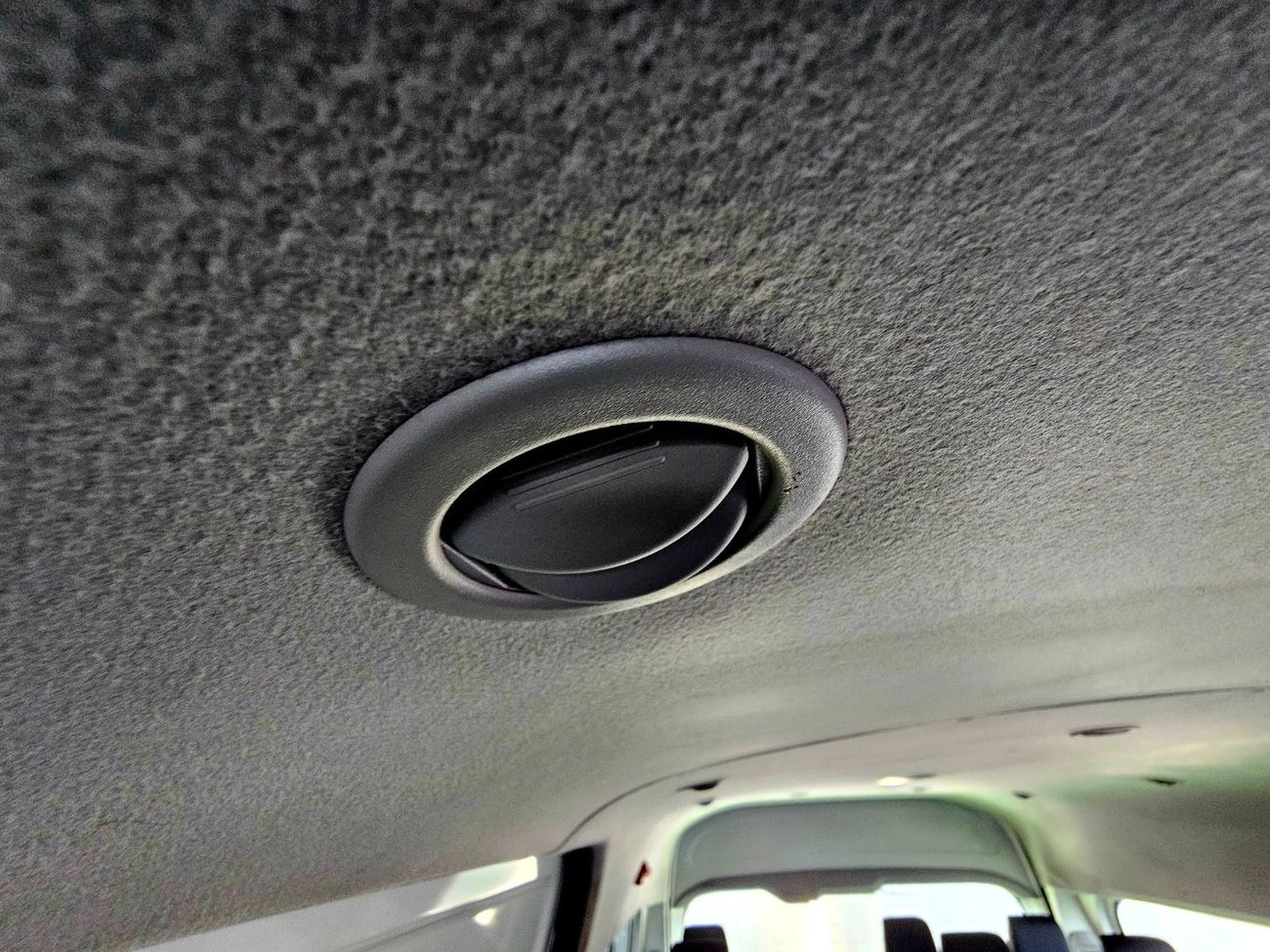 تويوتا هاياس AUTOMATIC PATROL/ 3.5 V6/ 13 SEATS / LOW MILEAGE/ PASSENGER