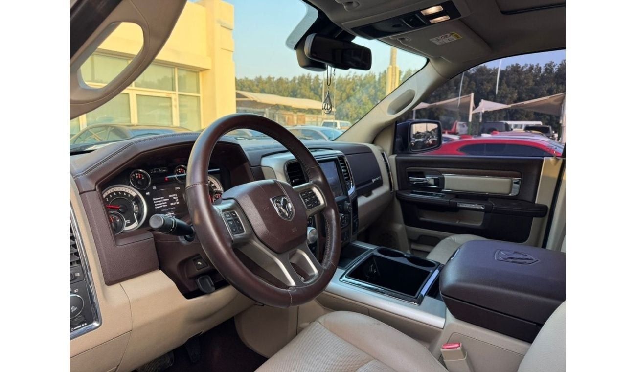 RAM 1500 Laramie Crew Cab 5.7L