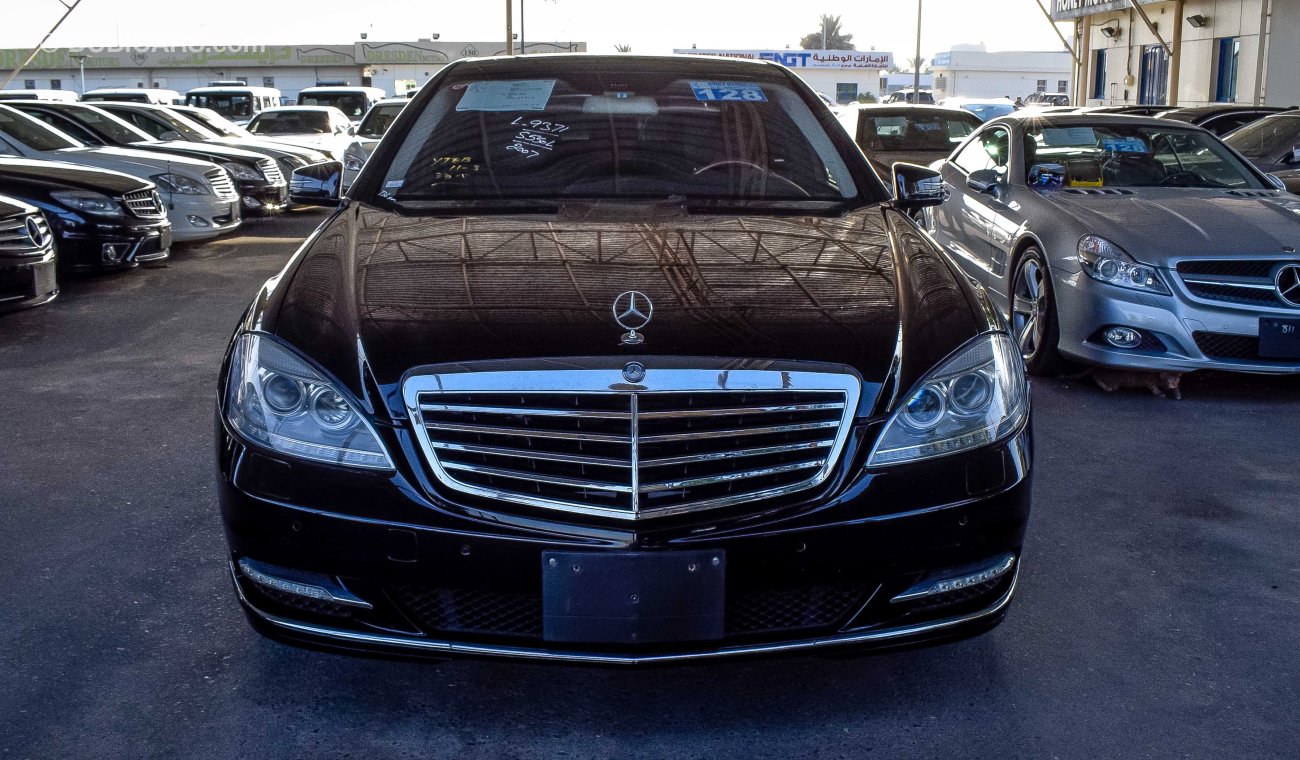 Mercedes-Benz S 550