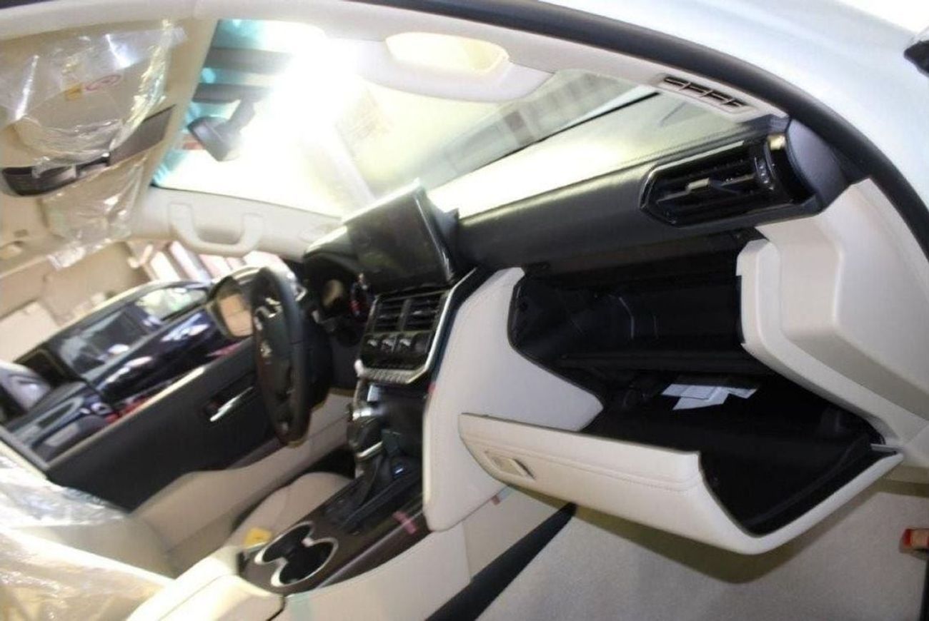 تويوتا لاند كروزر Toyota Land Cruiser VX+ 3.3 Diesel 2024