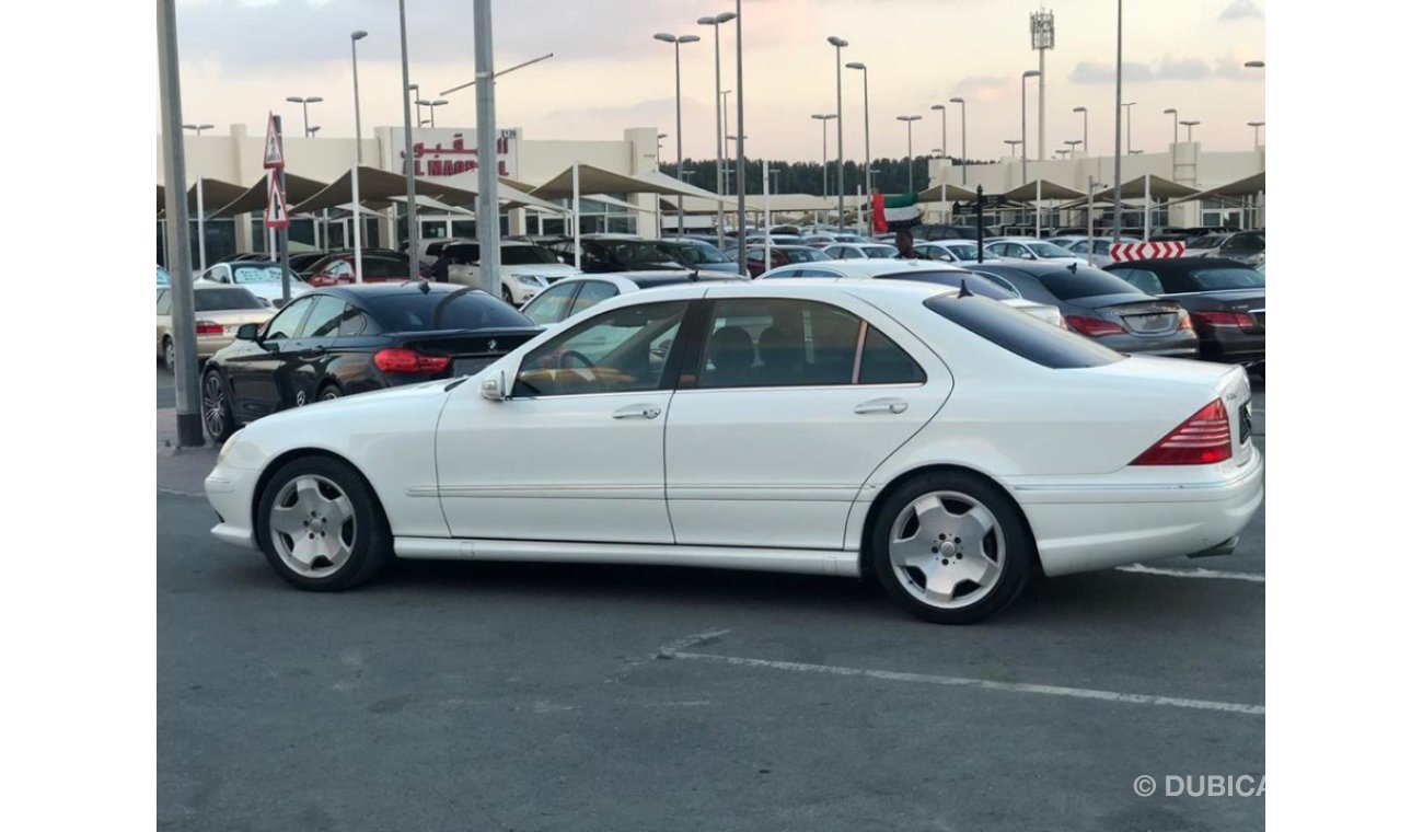 مرسيدس بنز S 350 موديل 2005 خليجي لارج فل مواصفات طاولا ت وستاير خلفيه وكاميرا خلفيه وتحكم كهربي كامل ونظام صوت ممتاز