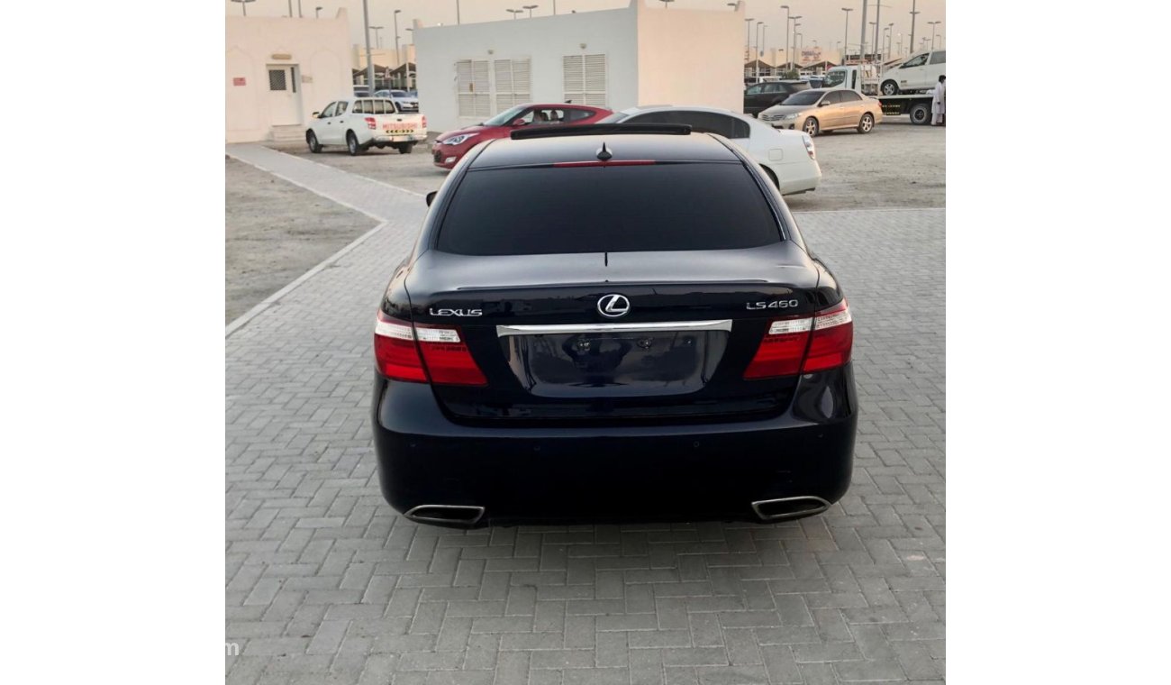 Lexus LS460