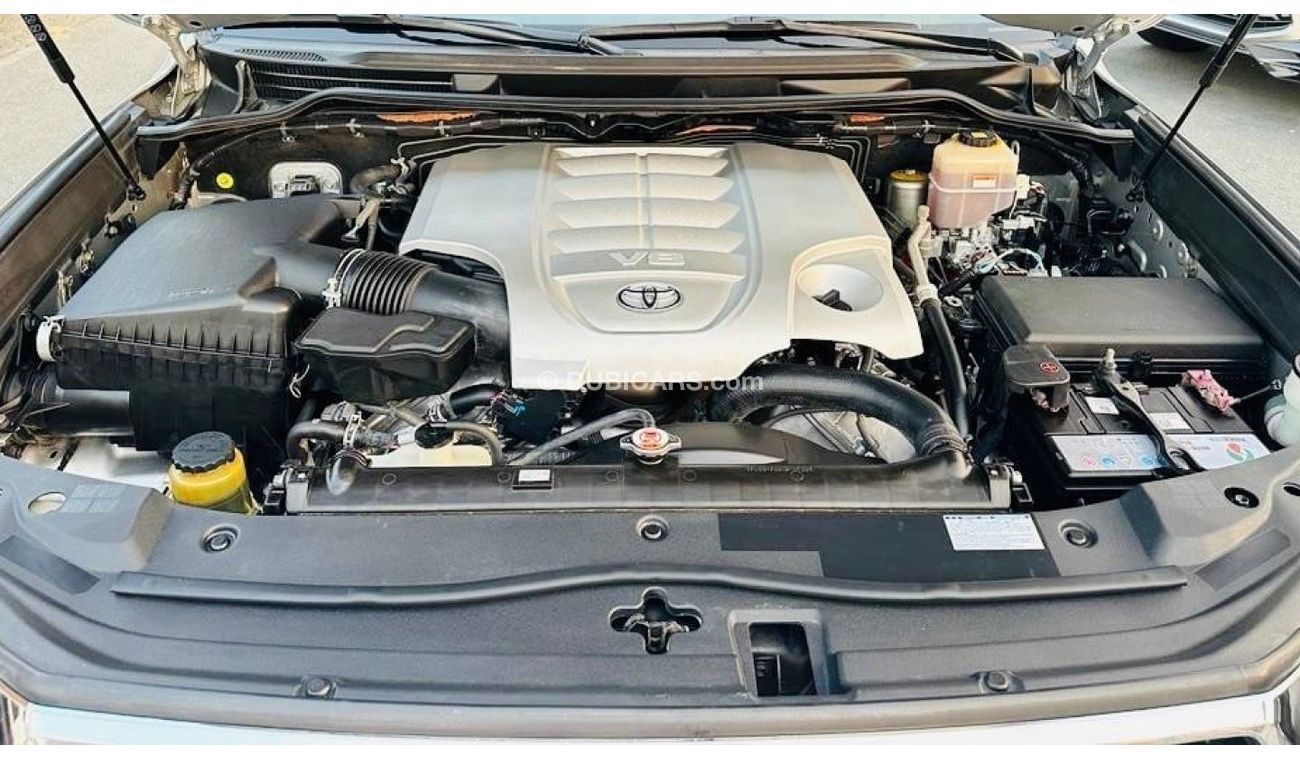 Toyota Land Cruiser VXR