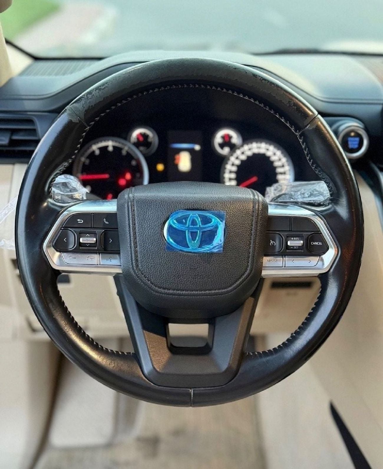Toyota Land Cruiser GXR 2022 V6 4.0L Full Option Perfect Condition