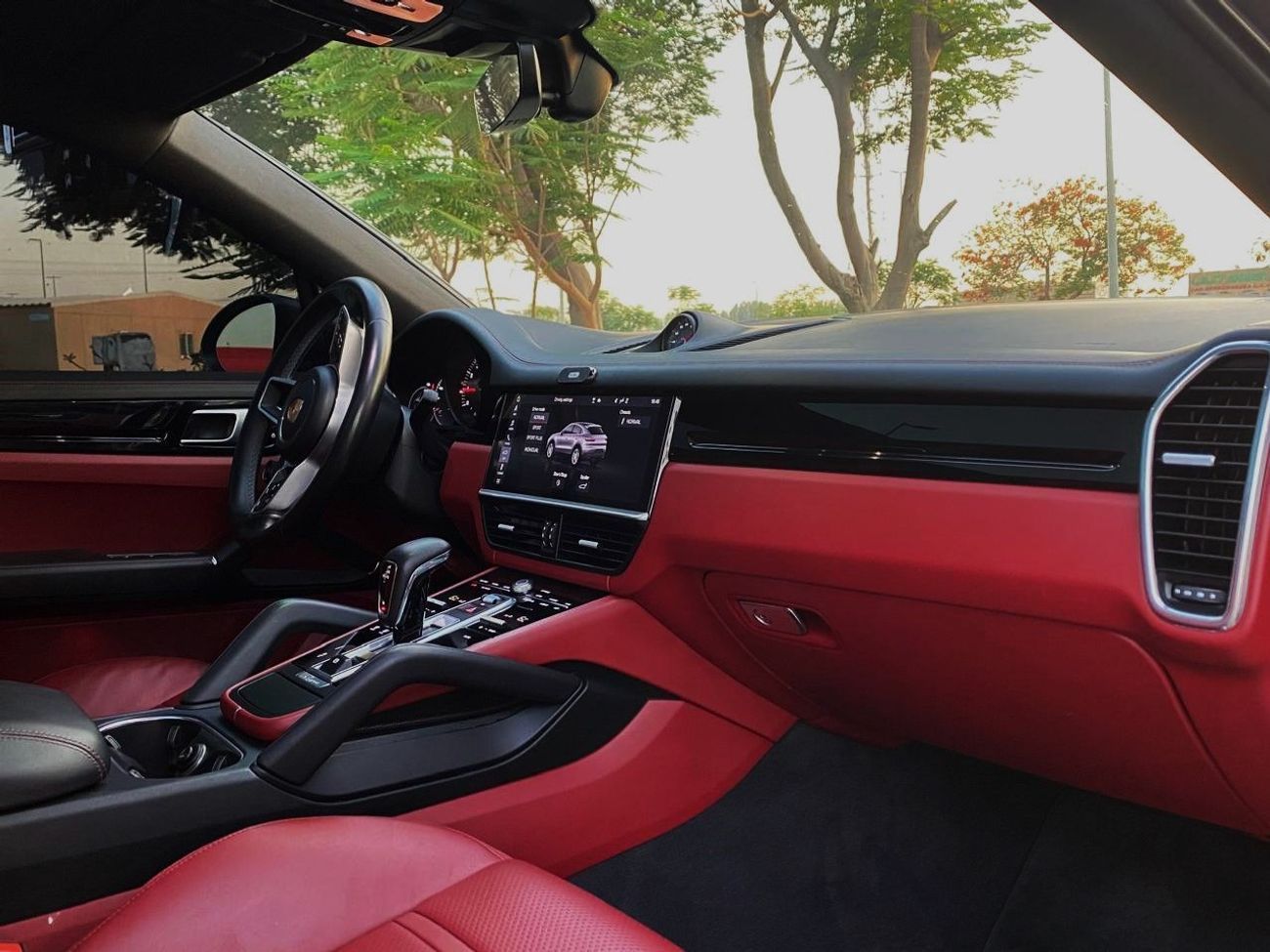 Porsche Cayenne Std 3.0L (340 HP)