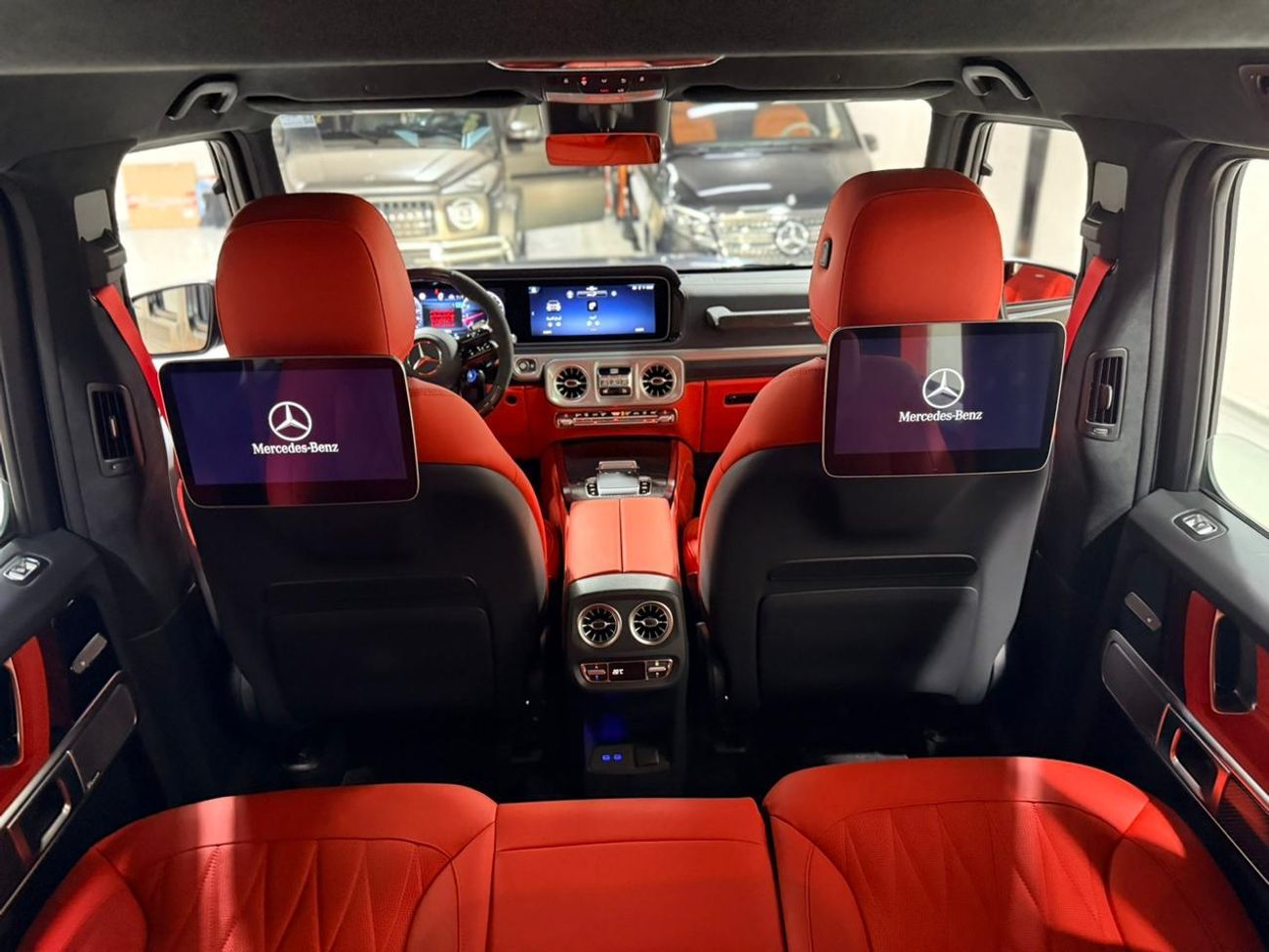 Mercedes-Benz G 63 AMG STD 4.0L NIGHT PACKGE