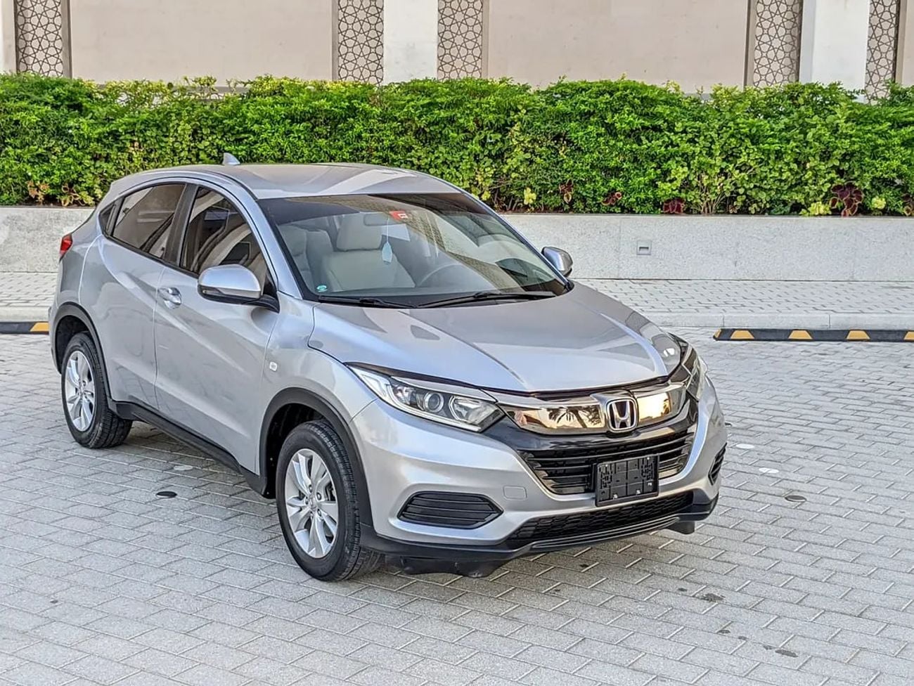 هوندا HRV EX | GCC Specs | Low KM| Agency Mint Premium Condition MID Sized Family SUV