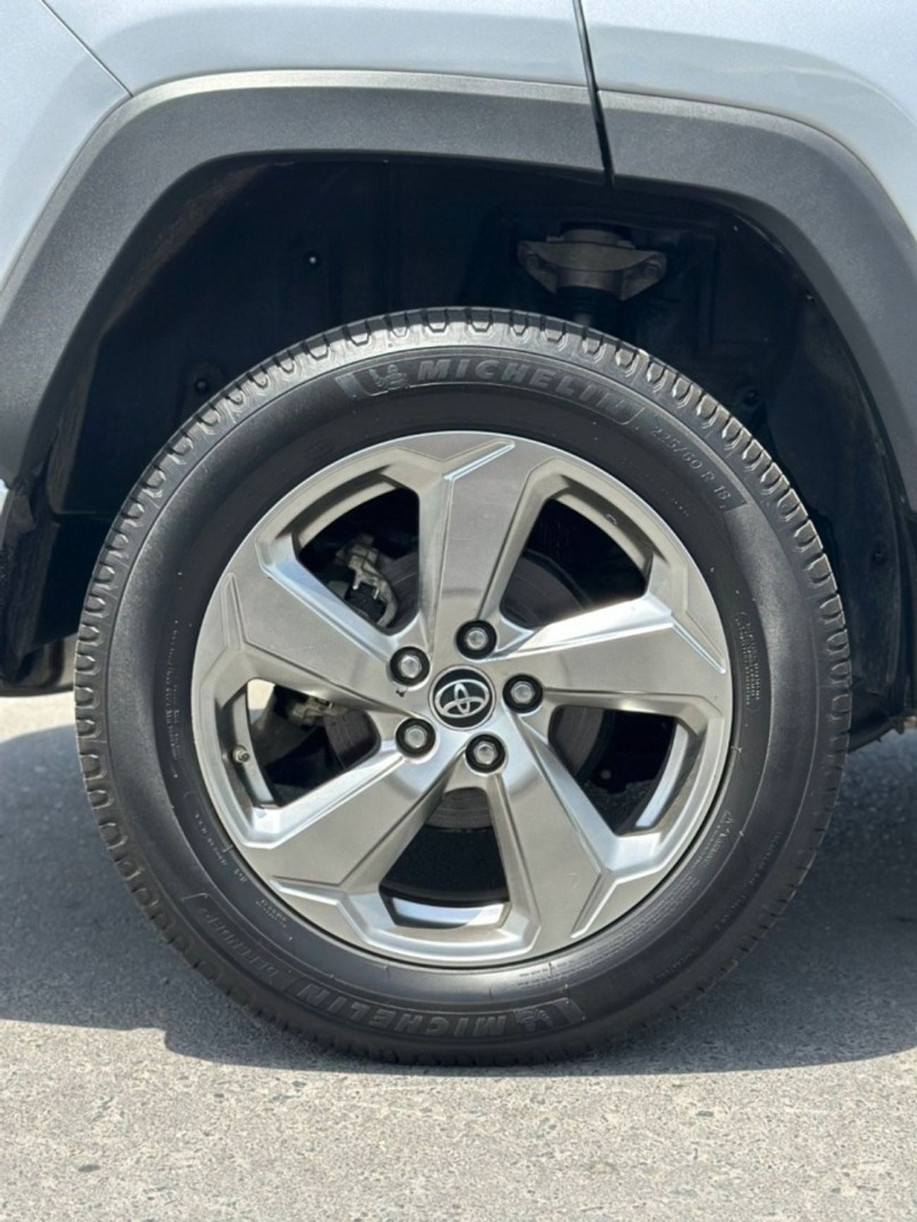 Toyota RAV4 Limited Hybrid 2.5 Full Option