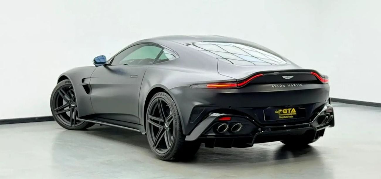 Aston Martin Vantage STANDARD V8, Warranty, Very Low Km, Fully Loaded, GCC