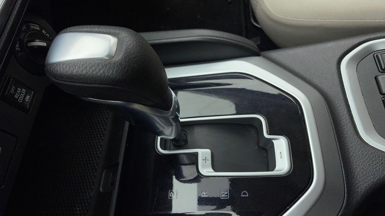 نيسان إكستيرا SE 2.5 | بدون دفعة مقدمة | اختبار القيادة في المنزل