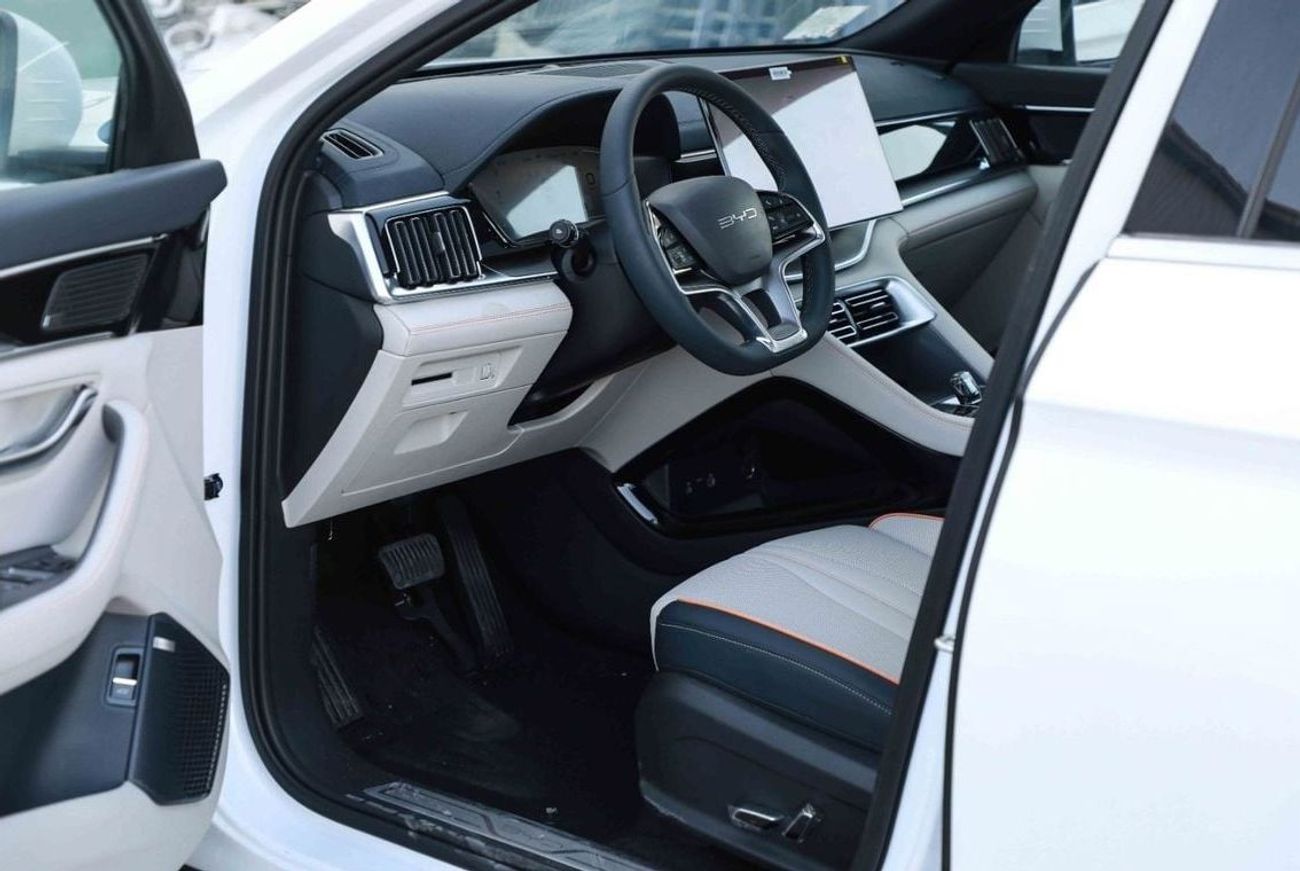 بي واي دي سونغ بلس 2024 BYD SONG PLUS HONOR CHAMPION FLAGSHIP - WHITE inside GREY & BLUE | Export Only