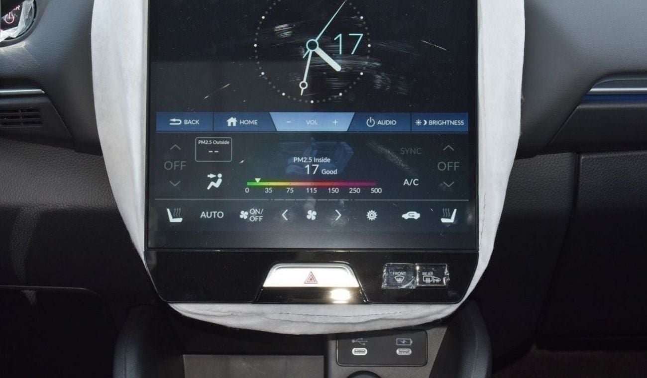 Honda e:NS1 Brand New Honda ENS1 Realm 2023 EV A/T | White/Black | N-HND-NS1-HV-23| FOR EXPORT AND LOCAL