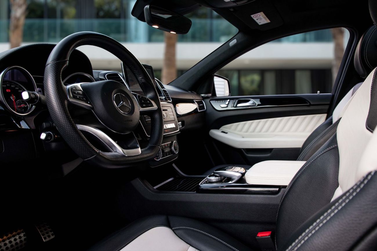 مرسيدس بنز GLE 43 AMG | 3,325 P.M (4 Years)⁣ | 0% Downpayment | Excellent Condition!