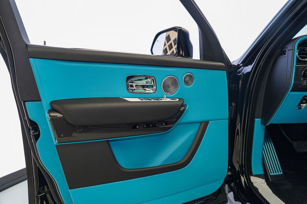 Rolls-Royce Cullinan BLACK BADGE DUALITY TWILL