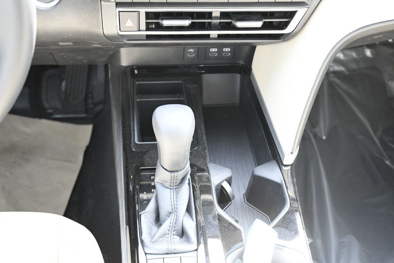 Toyota Camry 2.5L HEV With Sunroof (Ready Car)