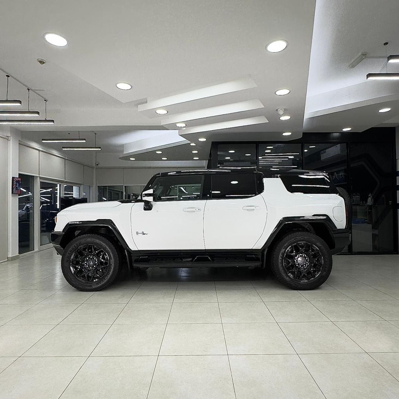 GMC Hummer EV SUV