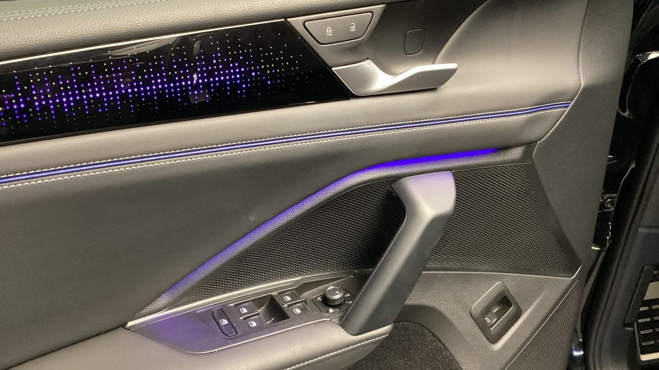 فولكس واجن تيجوان R-Line | شامل الضمان | 0 ﺪﻔﻋﺓ ﺃﻮﻟﻯ