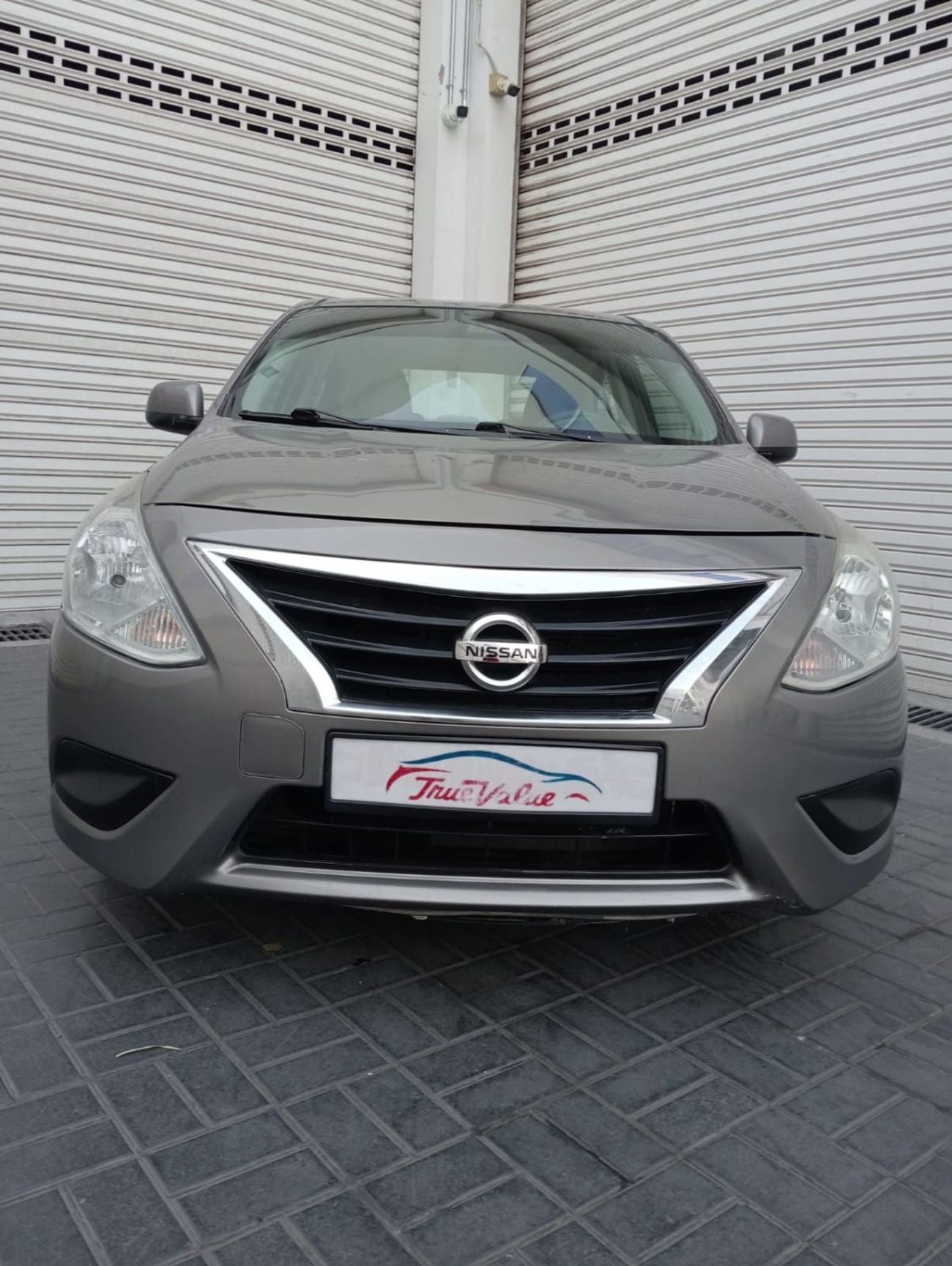 نيسان صني SV