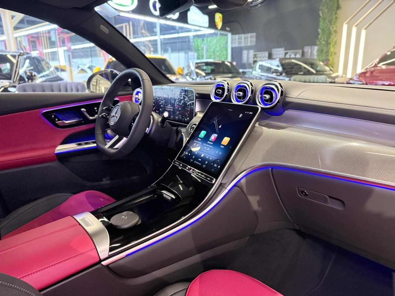 مرسيدس بنز GLC كوبيه 200 2026 Mercedes-BenzGLC200 COUPE AMG / PREMIUM PLUS / GCC /5 Years Dealer Warranty