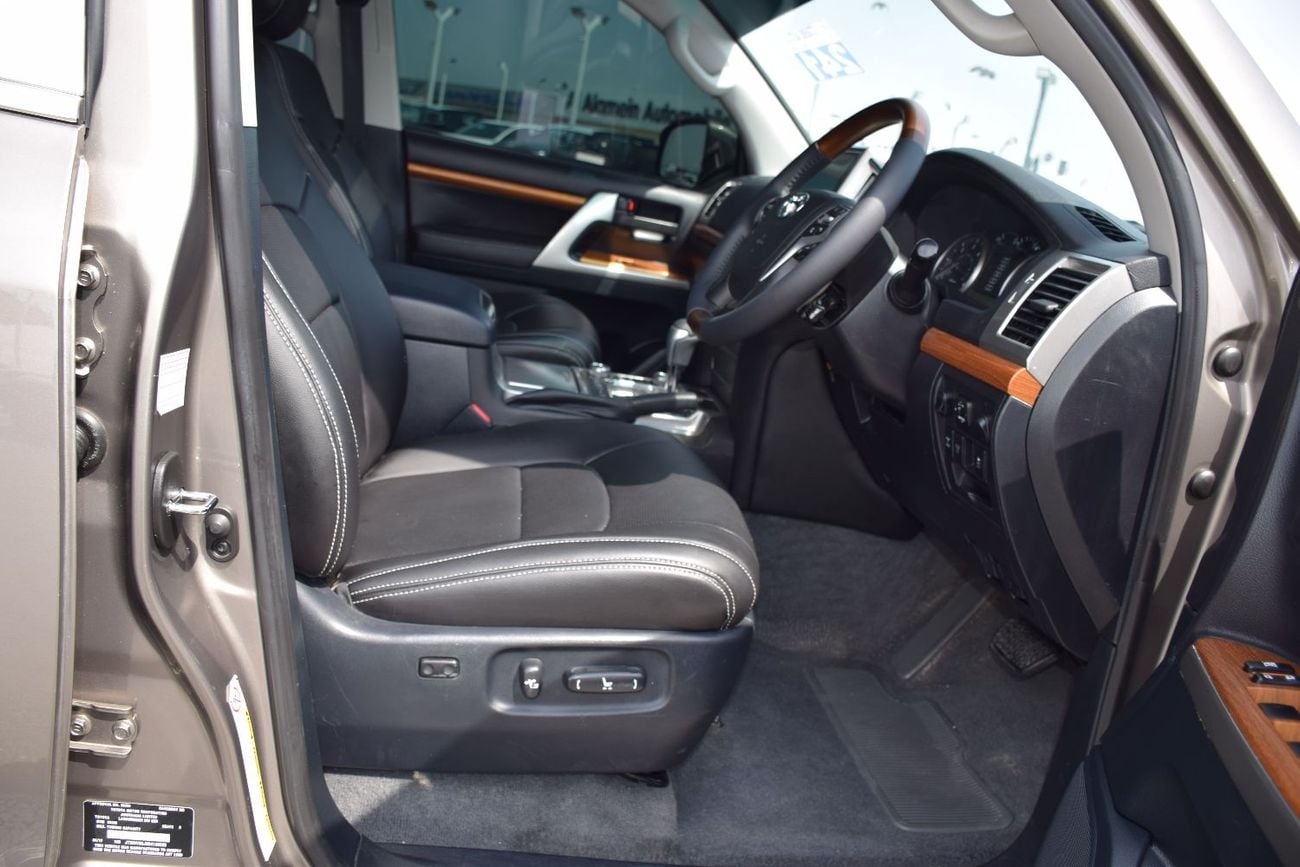 Toyota Land Cruiser V8 Diesel 4.5L Upgraded-2025 (Export Only)