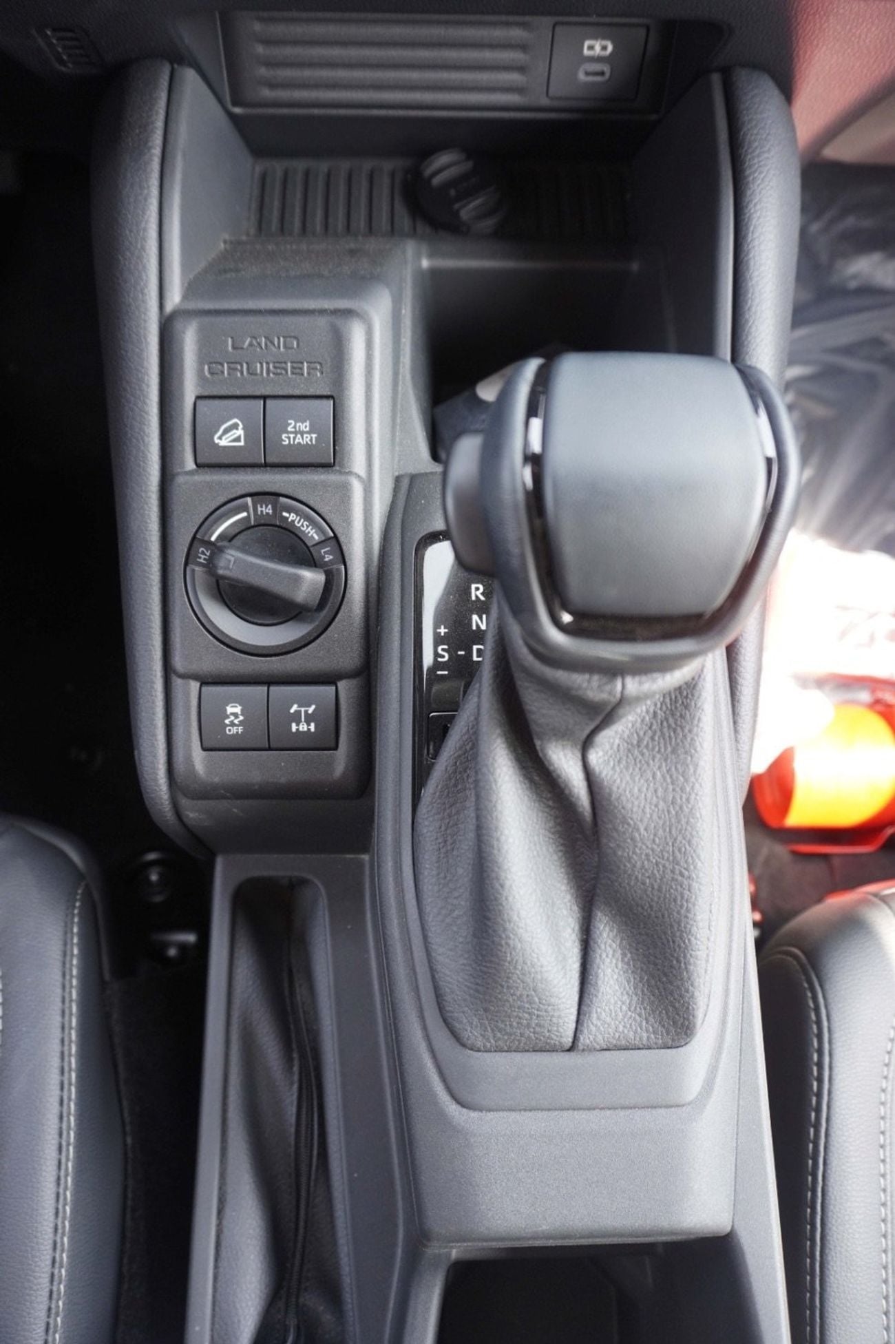 Toyota Land Cruiser Fj GXR FJ CRUSER  2027 MODEL