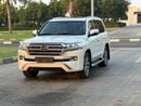 Toyota Land Cruiser VXR 5.7