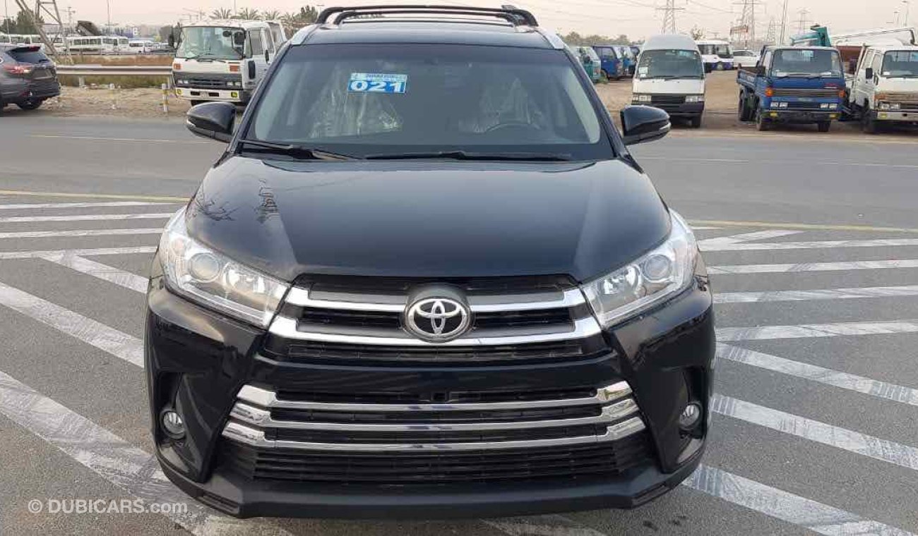 Toyota Highlander fresh and imported and very clean inside and  and ready to drive