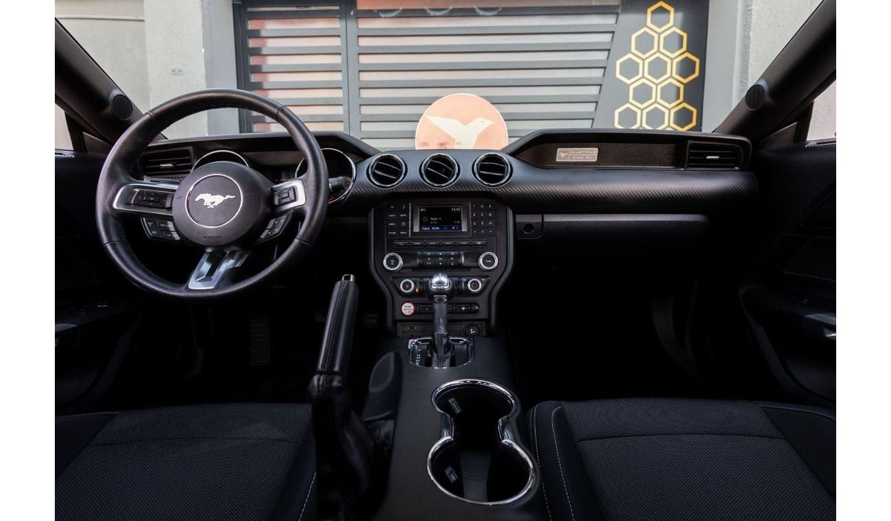 Ford Mustang Ford Mustang V6 2016 GCC under Warranty with Flexible Down-Payment.