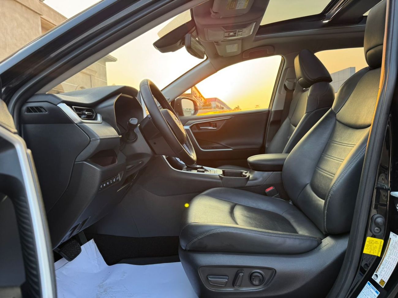 تويوتا راف ٤ Toyota Rav4 2021 limited panoramic