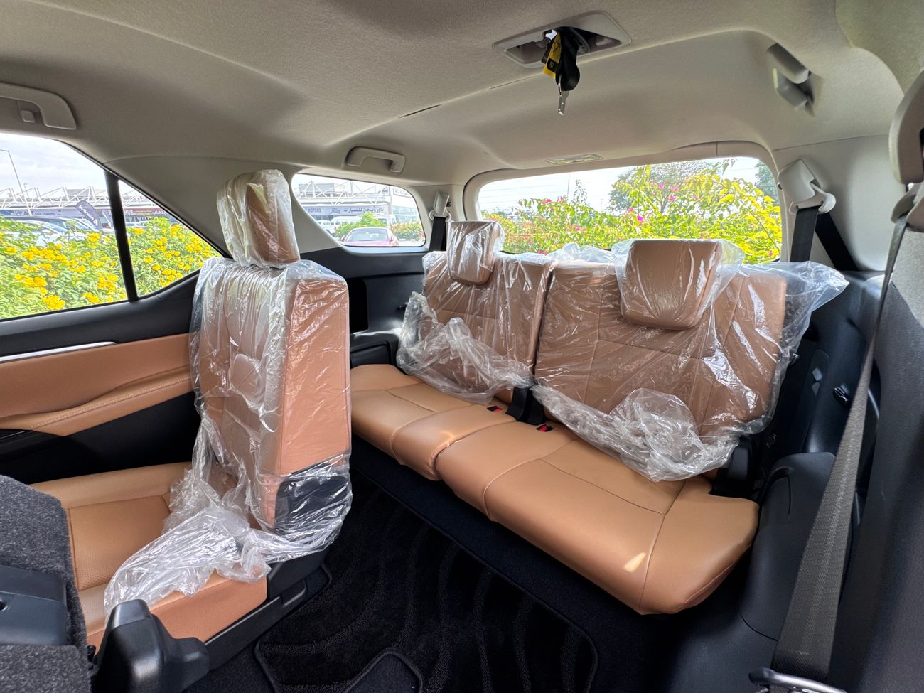 Toyota Fortuner 2024 V6 4.0L 4X4 PETROL AT 7-SEATS GCC BRAND NEW 0KM