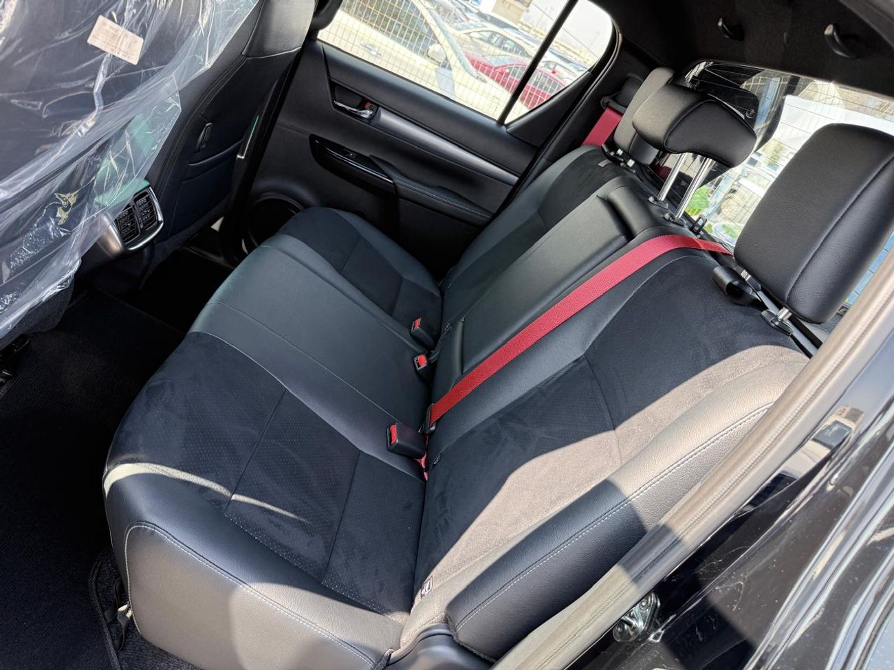 تويوتا هيلوكس GR Sport 2.8L