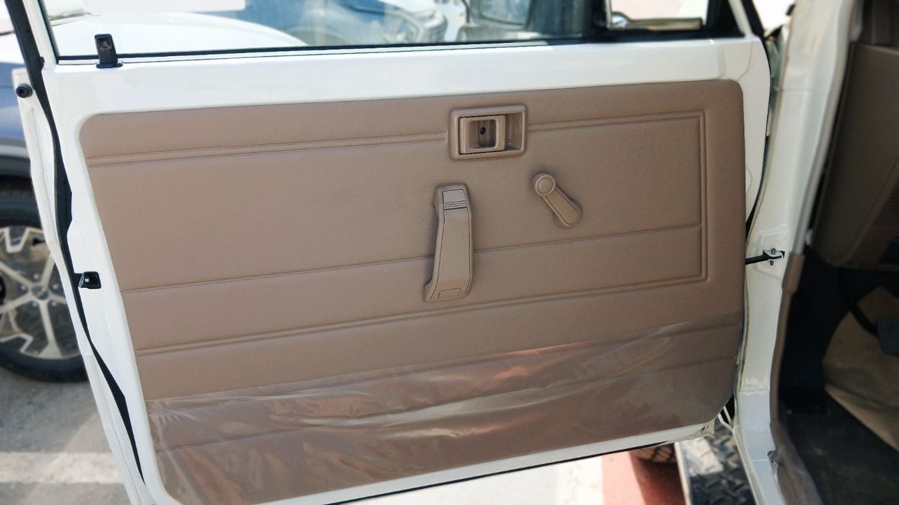 Toyota Land Cruiser Pick Up Toyota LC79 2.8L Diesel Manual SC Pickup 2025YM