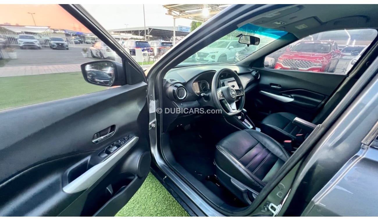 نيسان كيكس SV