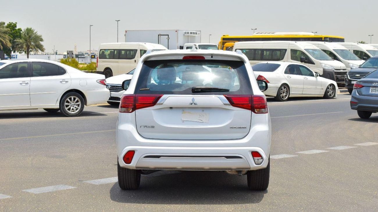 ميتسوبيشي آوتلاندر 2.0