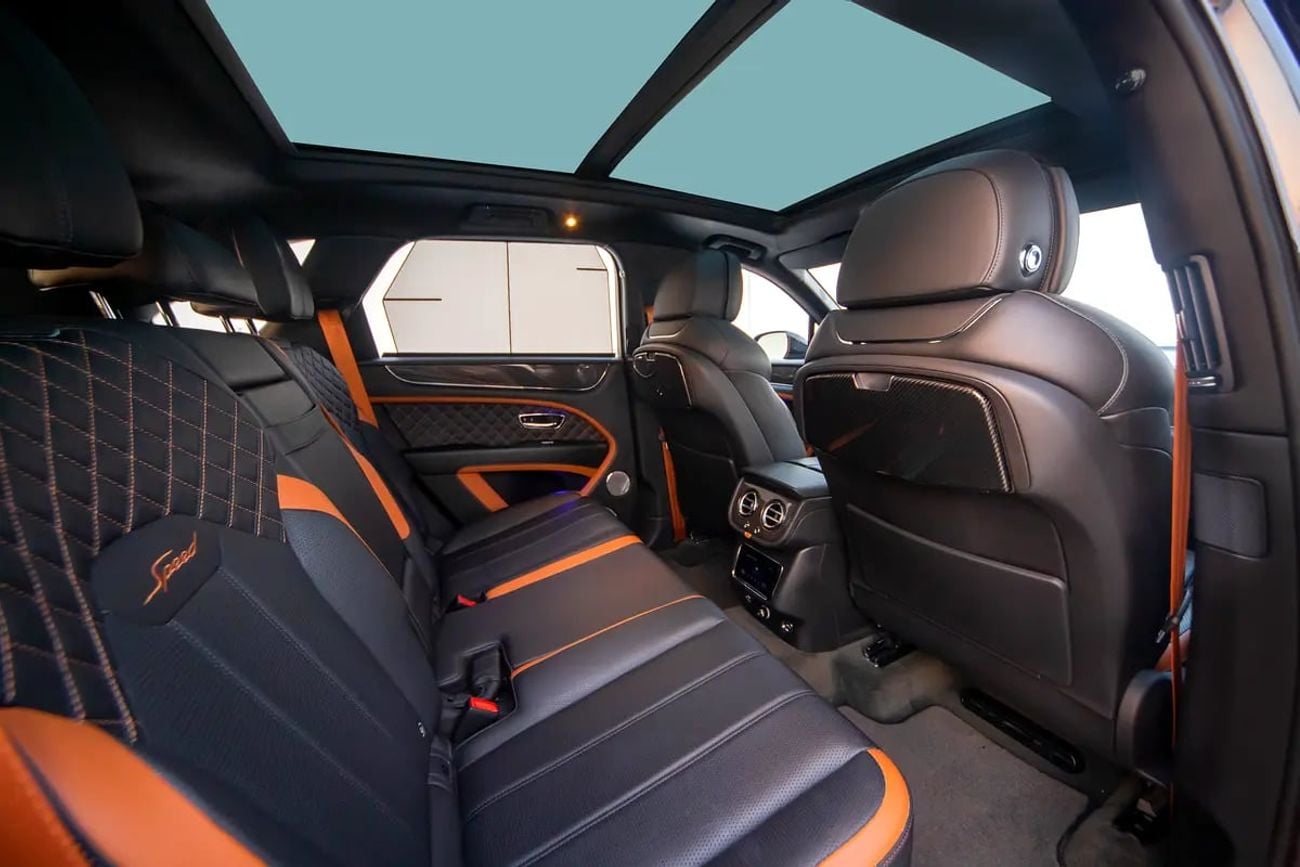 Bentley Bentayga SPEED MODEL - GCC SPECS - NO ACCIDENT - FULL SERVICE IN AGENCY