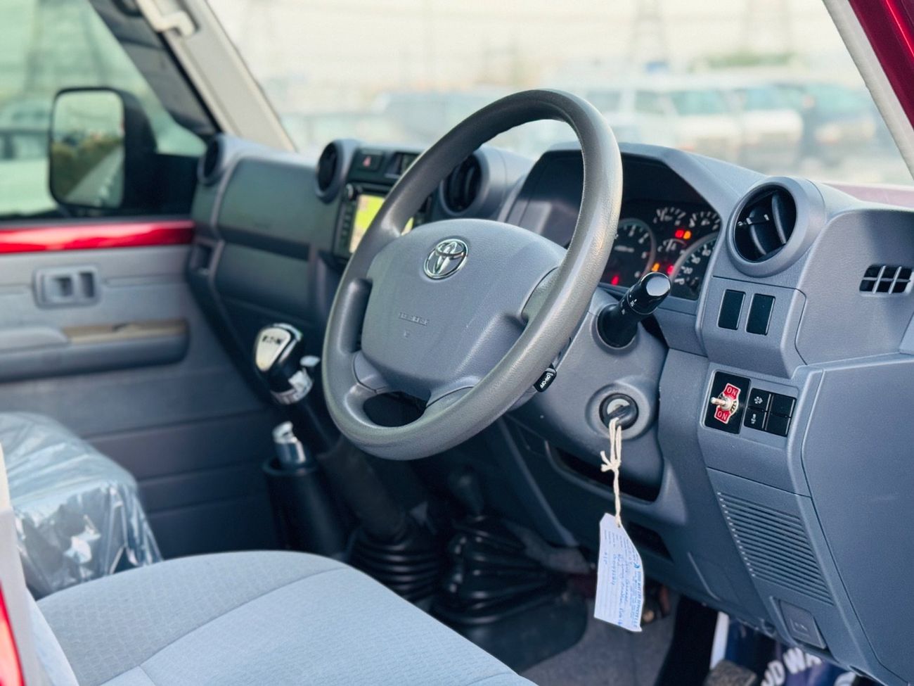 تويوتا لاند كروزر بيك آب Toyota Land Cruiser pickup 2022 RHD diesel v8