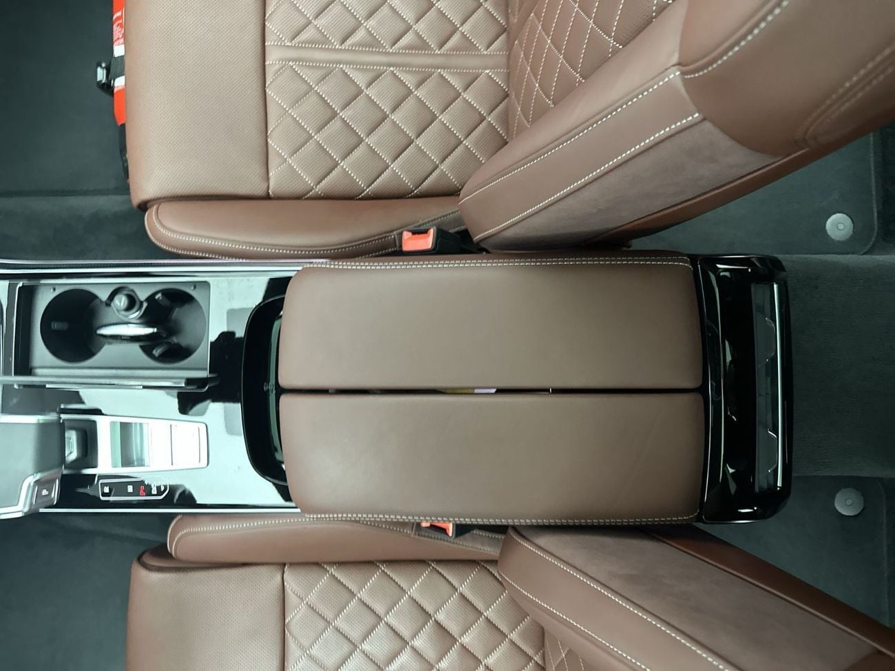 Audi A8 55 TFSI LWB 55 TFSI quat 340hp Luxury (Ref# 08308)