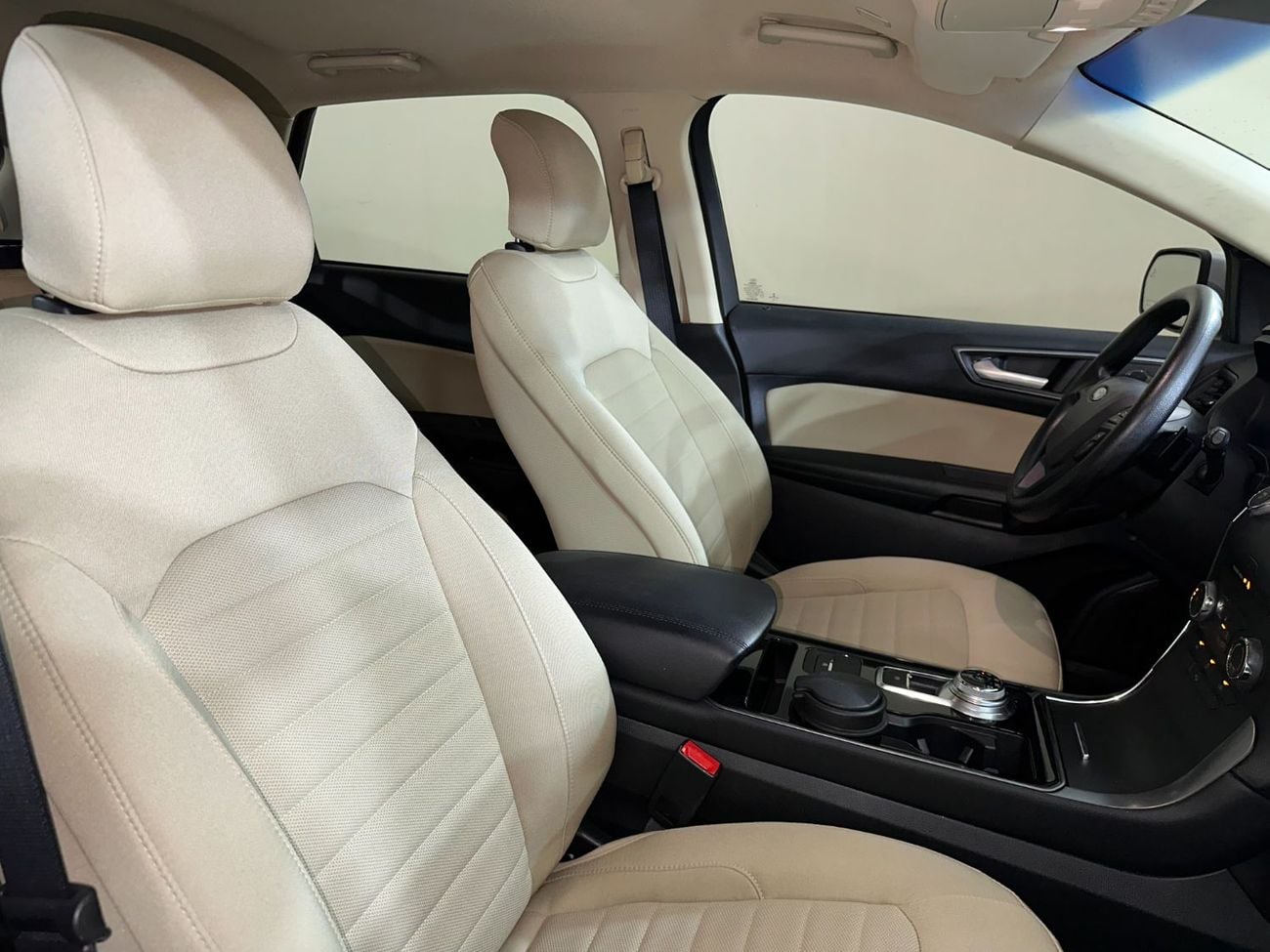 Ford Edge SE19 / AL TAYER MOTORS AL QOUZ SHOWROOM
